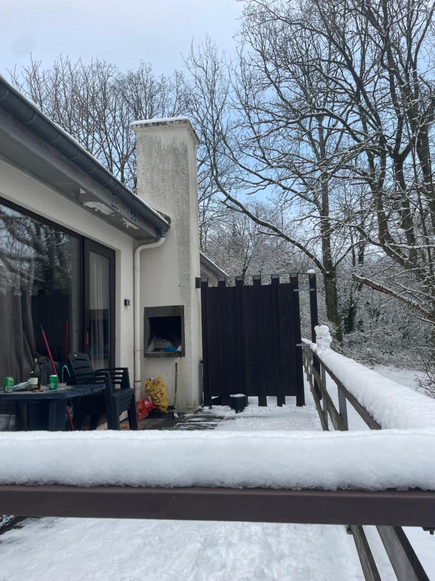 Mooie Bungalow In De Prachtige Natuur Hastiere-par-dela Exterior photo